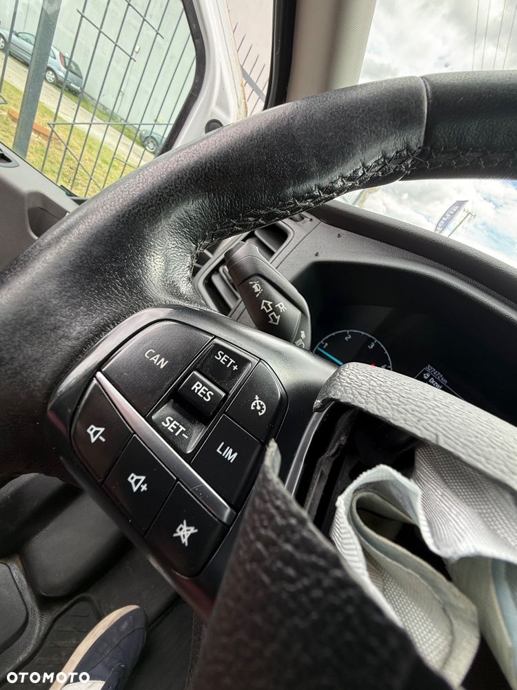Ford Transit L3H2 VA Autm Limited - 31