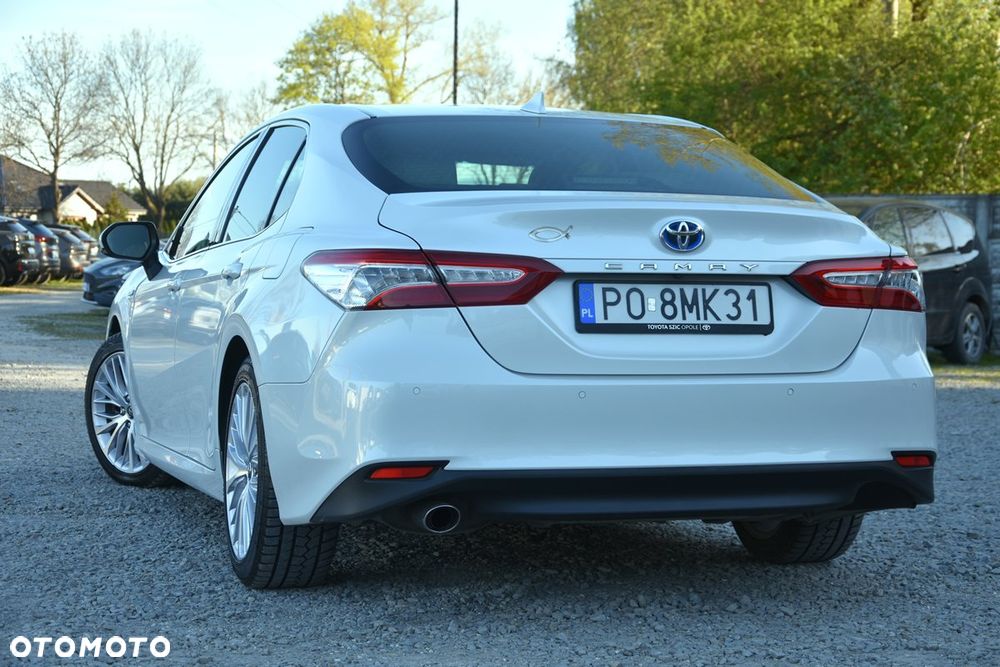 Toyota Camry 2.5 Hybrid Executive CVT - 4