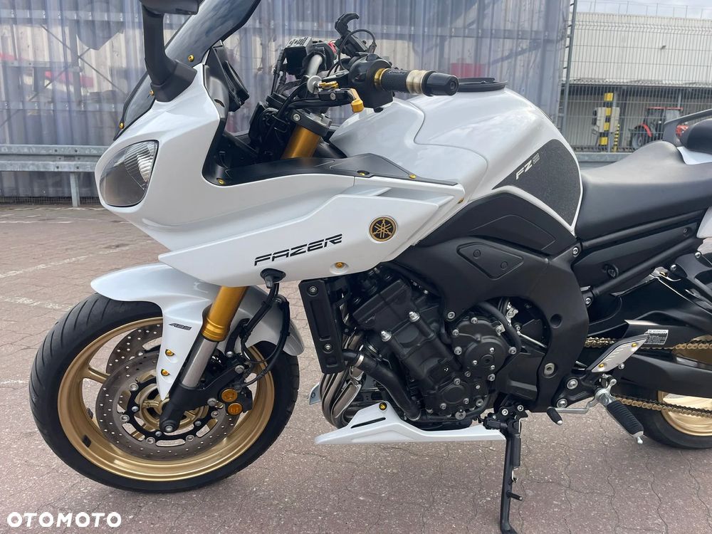 Yamaha FZ8 - 23