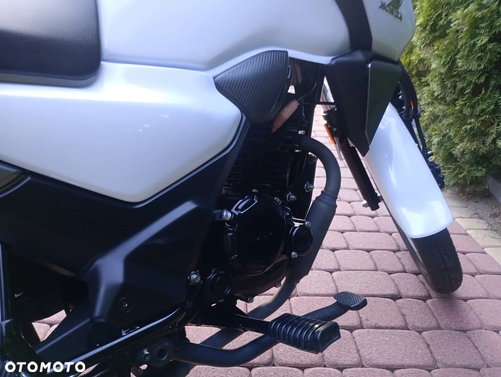 Honda CBF - 20