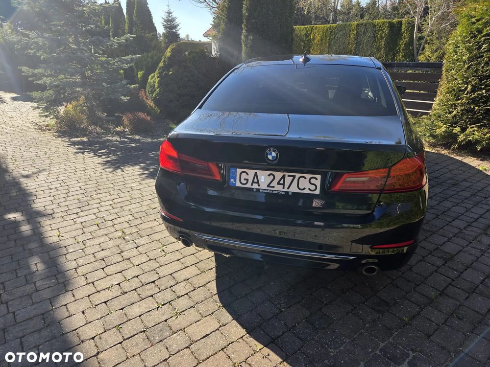 BMW Seria 5 530d Luxury Line - 6