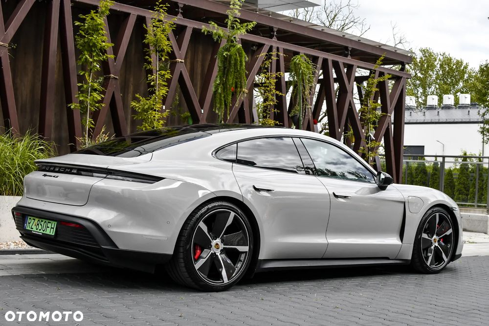 Porsche Taycan 4S Performance Plus - 4