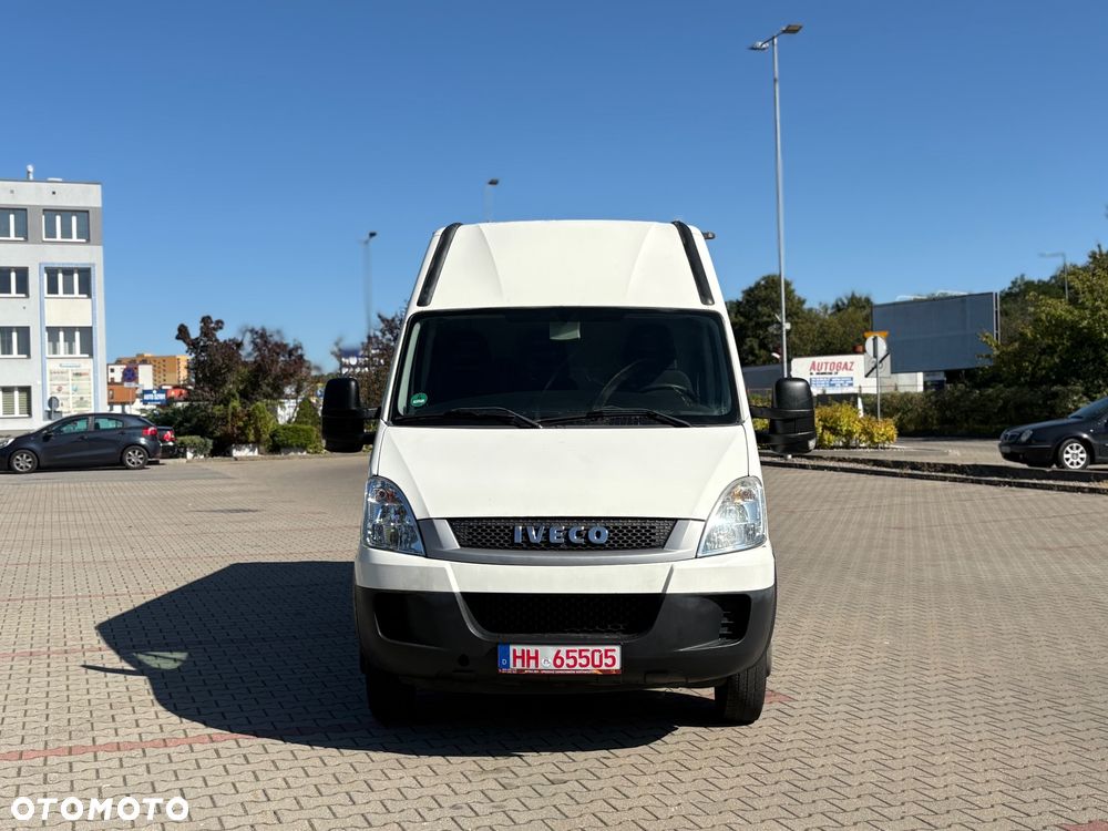 Iveco C35V - 9