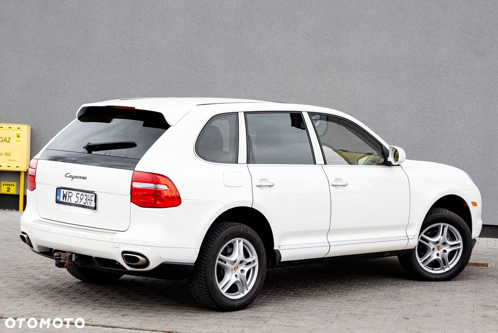 Porsche Cayenne - 10