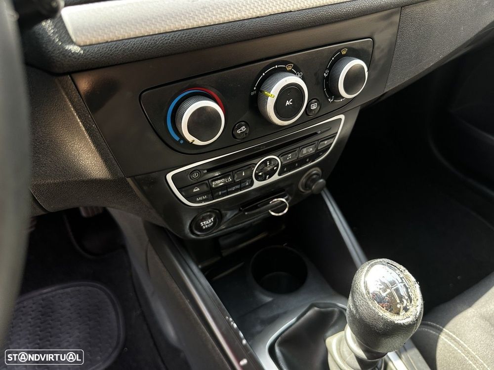 Renault Mégane Break 1.5 dCi Dynamique - 17