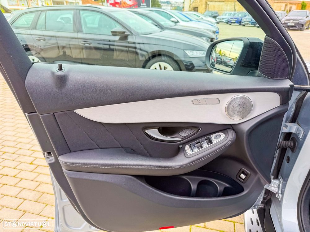 Mercedes-Benz GLC 300 de Coupe 4Matic 9G-TRONIC AMG Line - 12