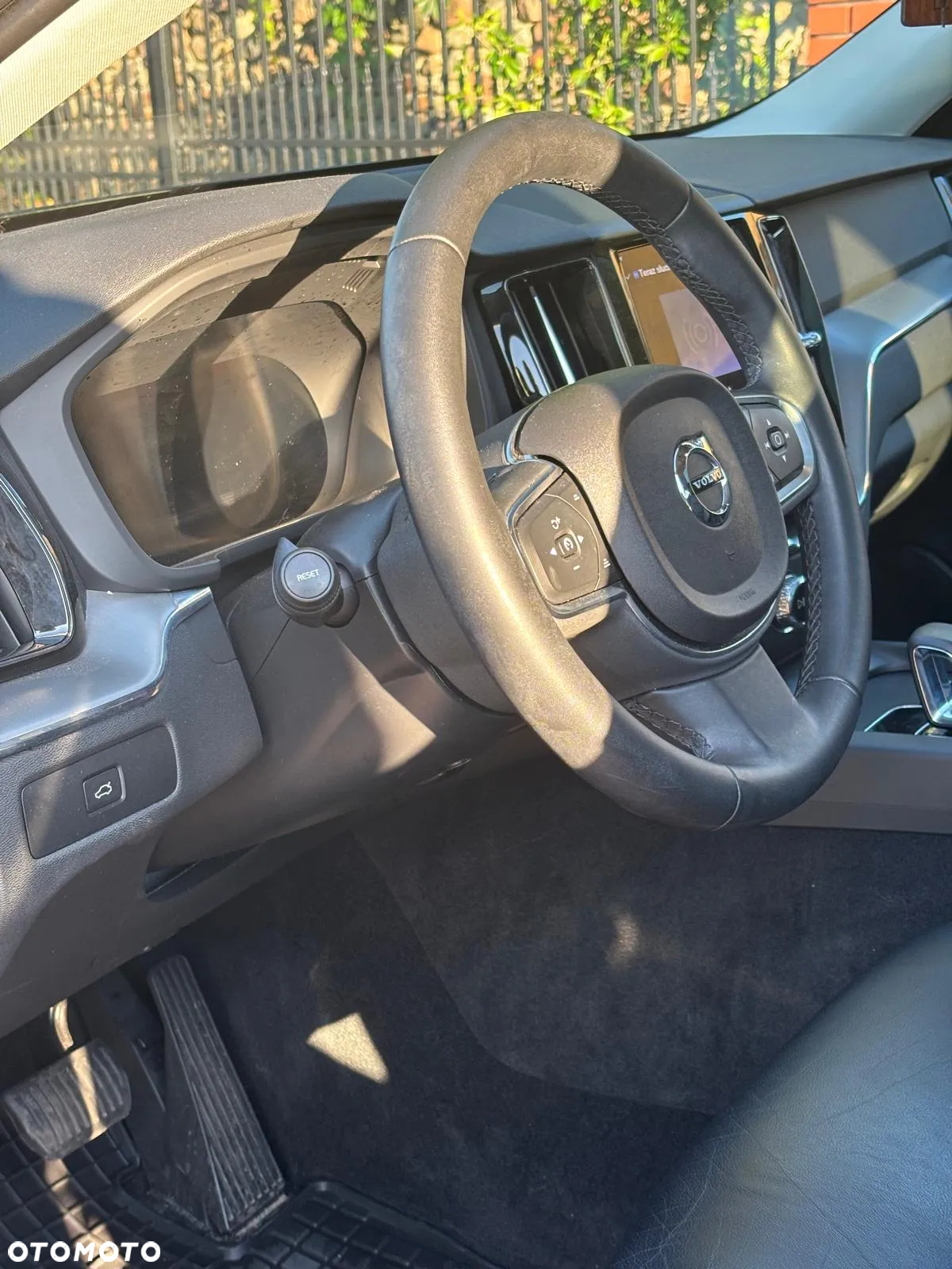 Volvo XC 60 B5 B AWD Core - 9