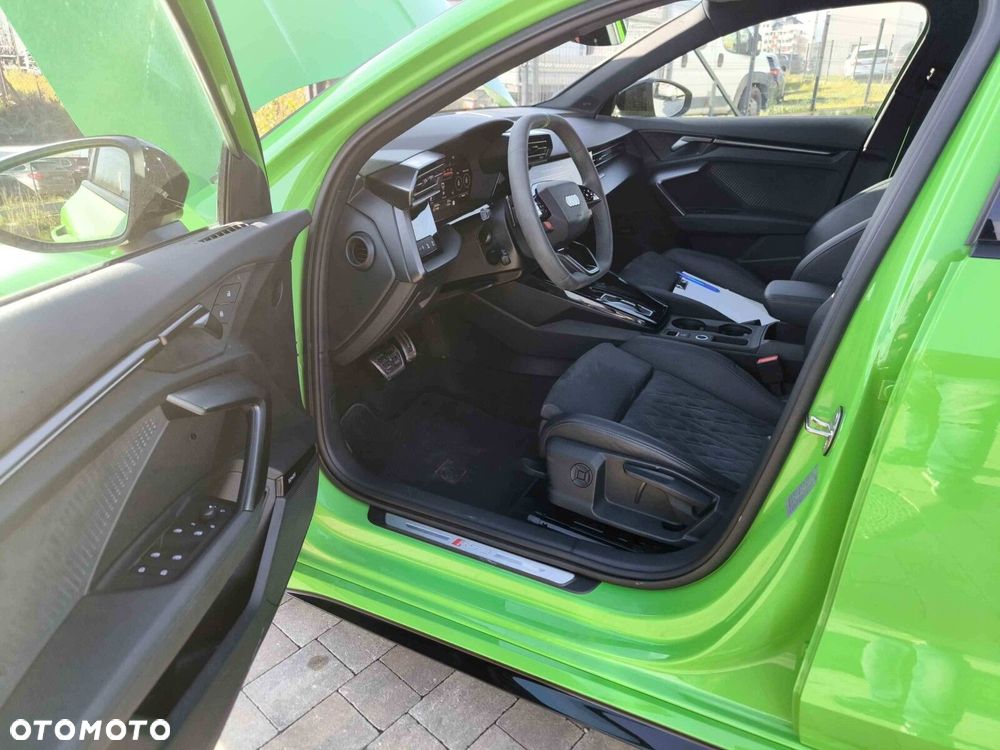 Audi RS3 Limousine TFSI Quattro S tronic - 6