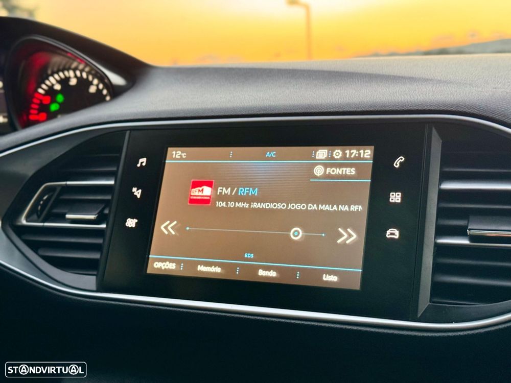 Peugeot 308 SW 1.6 BlueHDi Allure EAT6 - 31