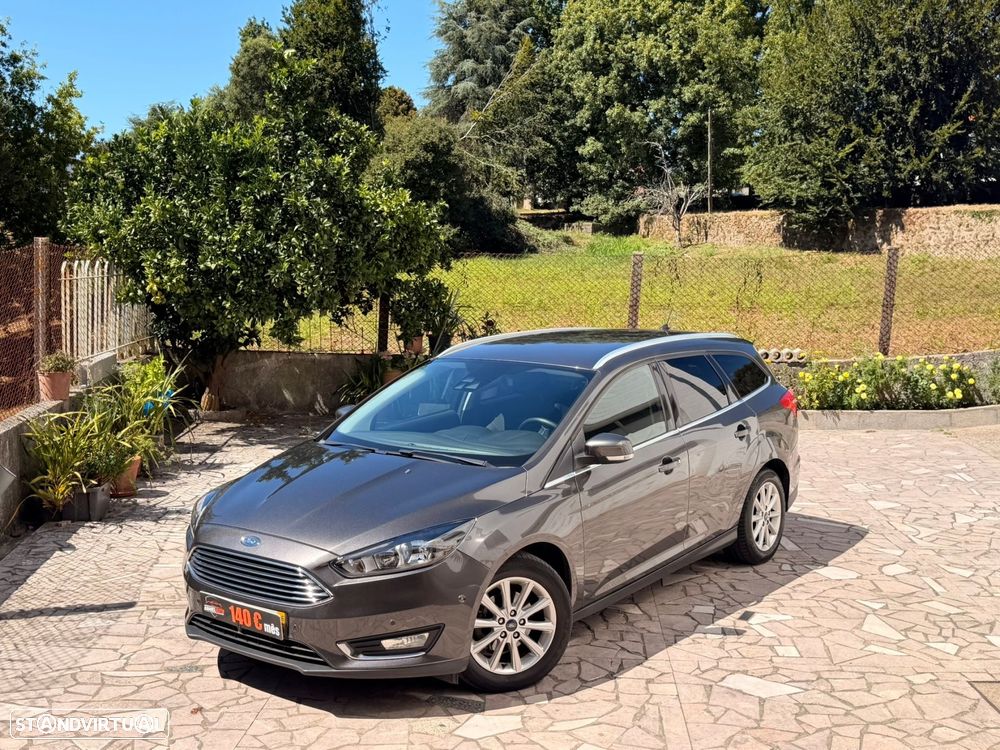 Ford Focus 1.5 TDCi ECOBlue Titanium - 1