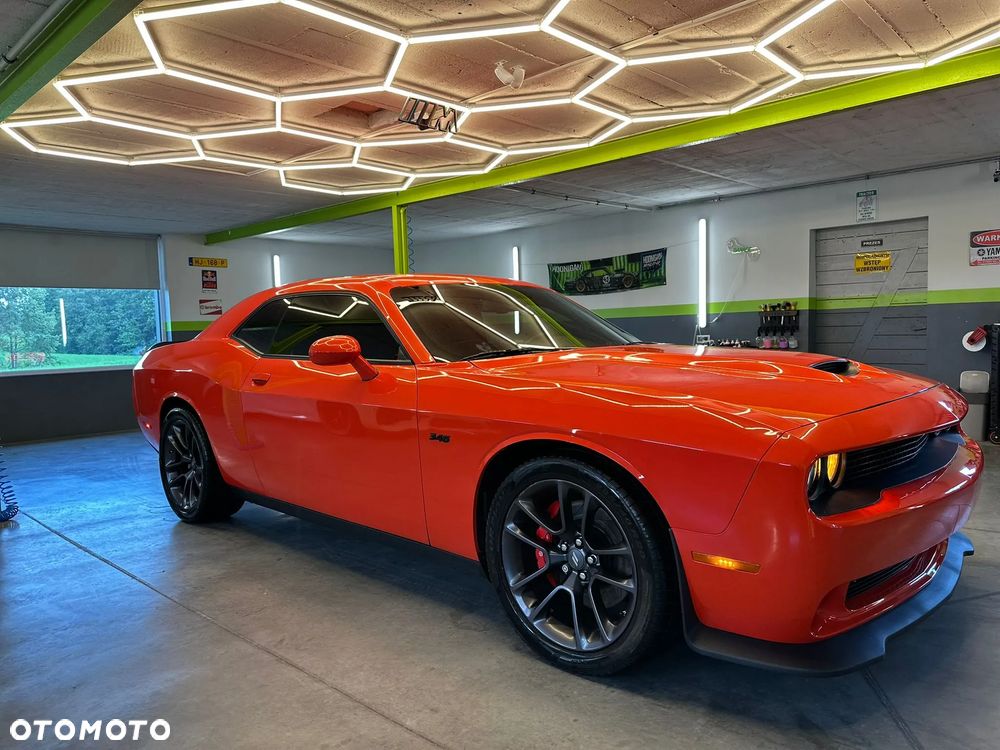 Dodge Challenger 5.7 R/T - 4