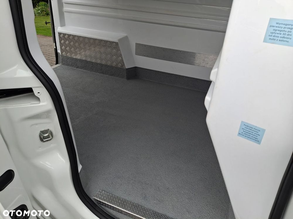 Fiat Doblo Chłodnia Izoterma Zanotti - 15