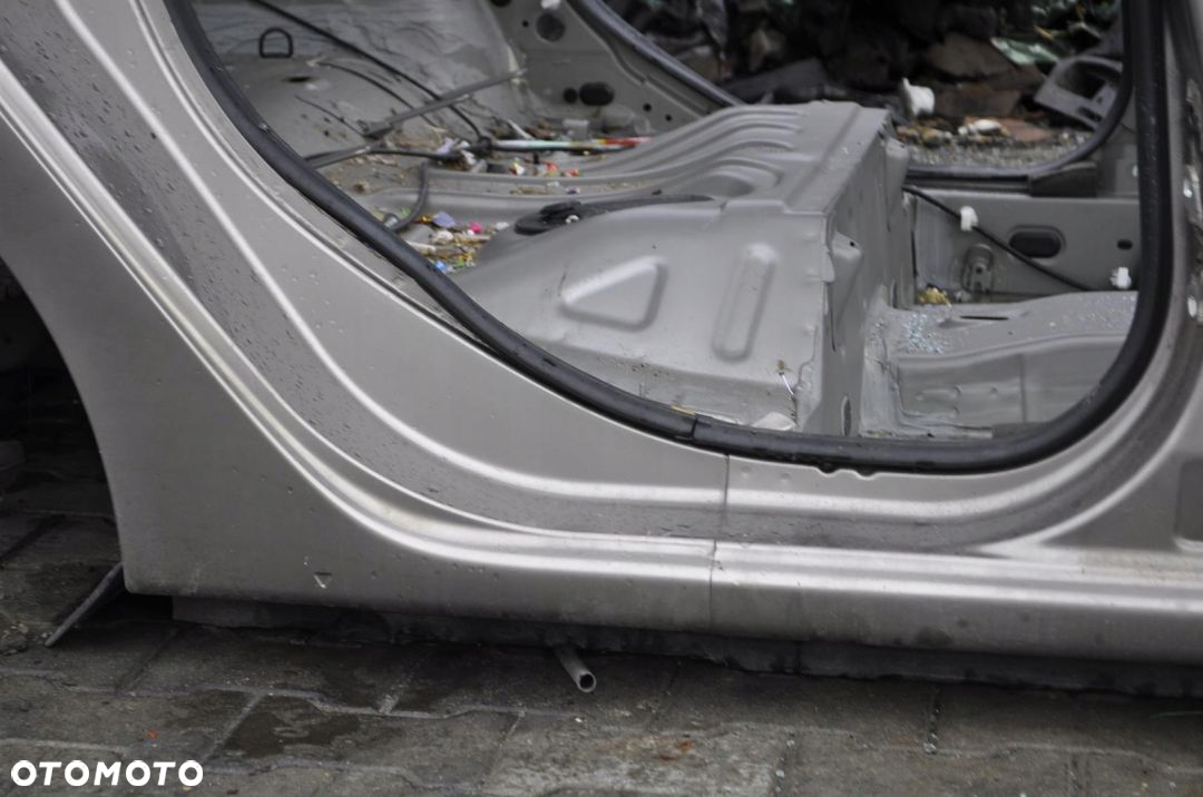 DACIA LOGAN MCV II SŁUPEK PRÓG PRAWY - 3