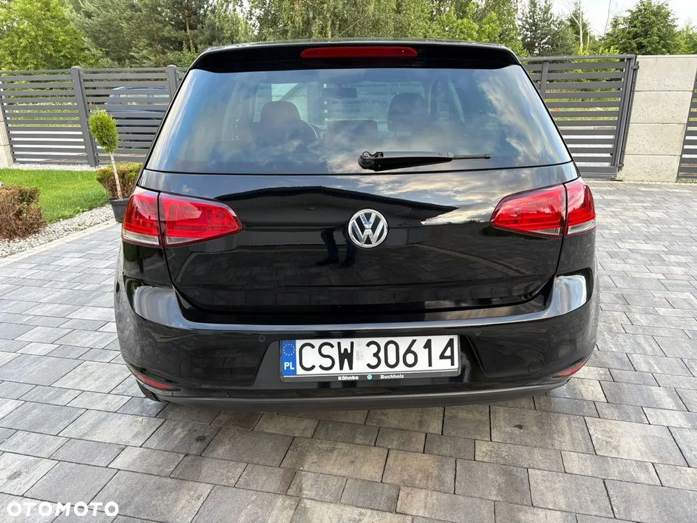 Volkswagen Golf 1.2 TSI BMT Trendline Perfectline - 23