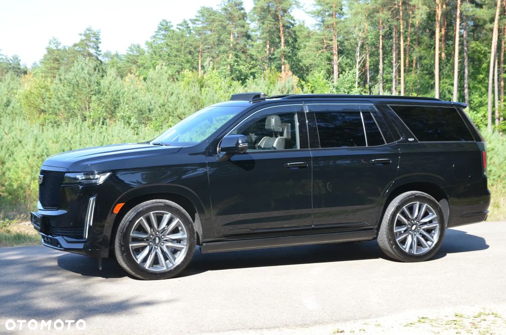 Cadillac Escalade - 20