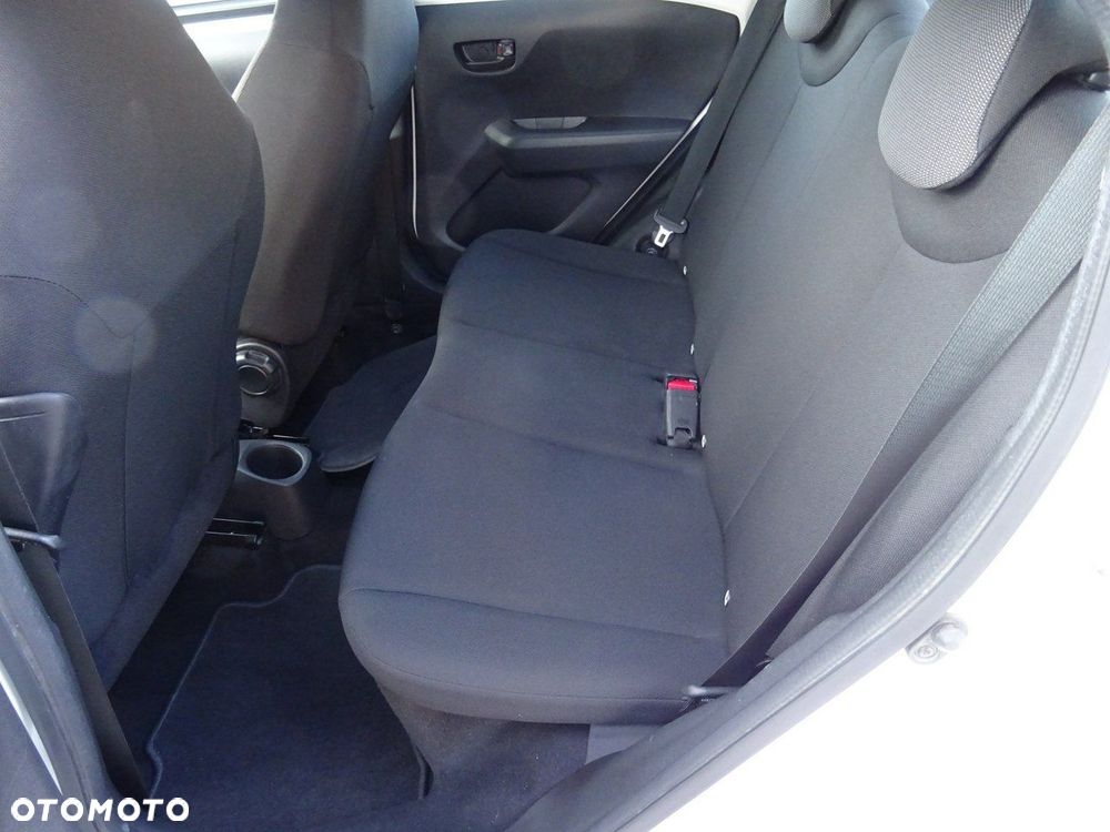 Toyota Aygo - 12