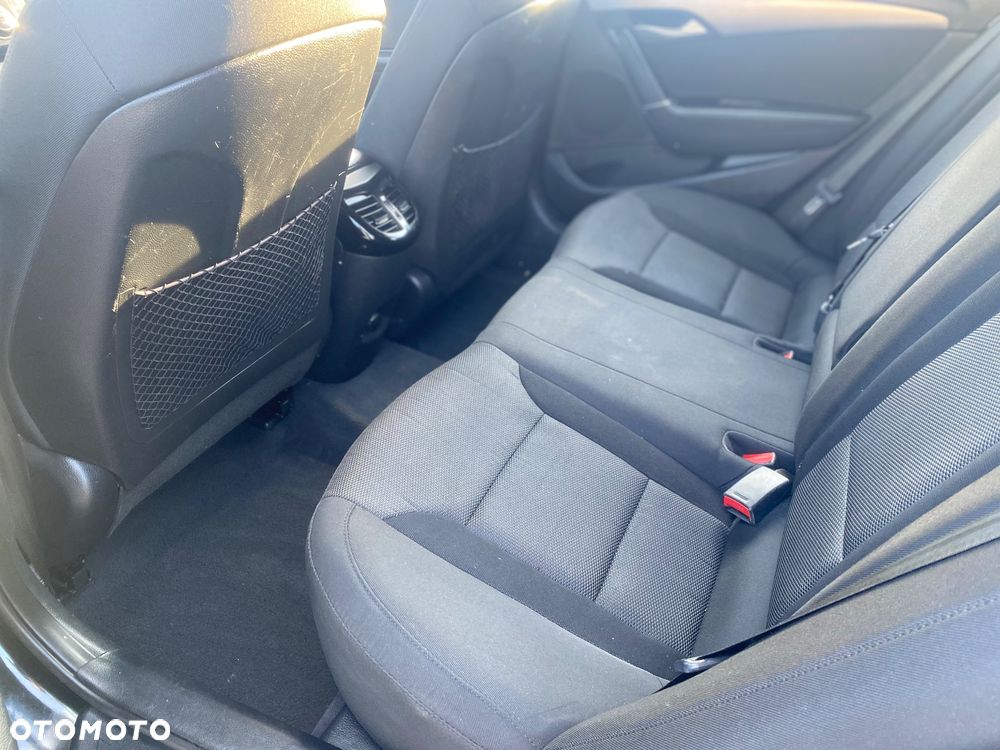 Hyundai i40 1.7 CRDi BlueDrive Comfort - 24