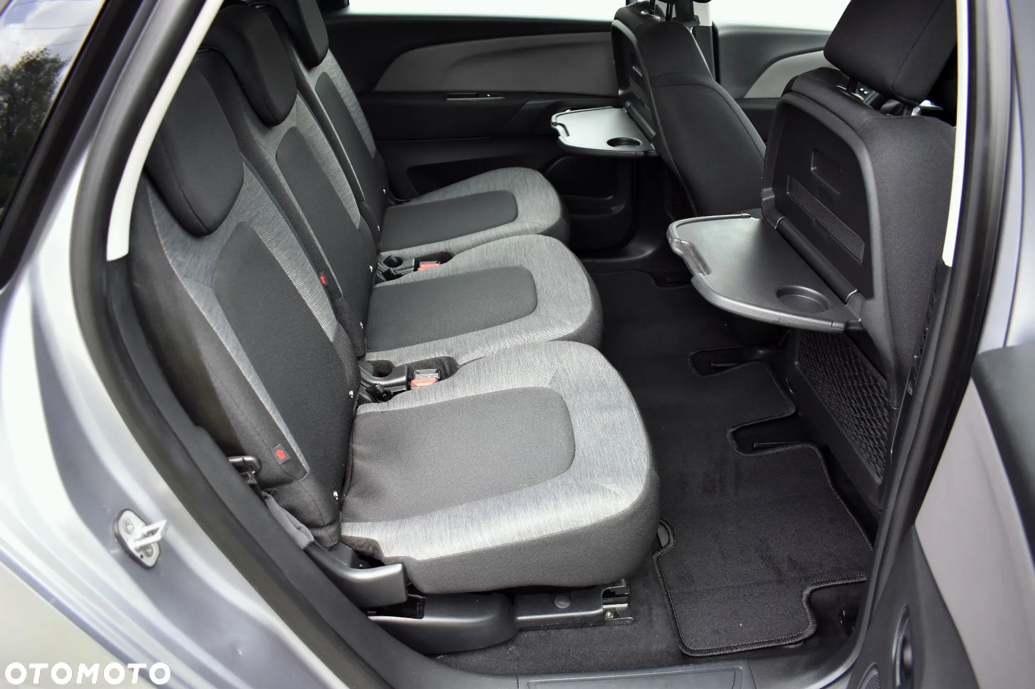 Citroën C4 SpaceTourer PureTech 130 Stop&Start EAT8 SELECTION - 37
