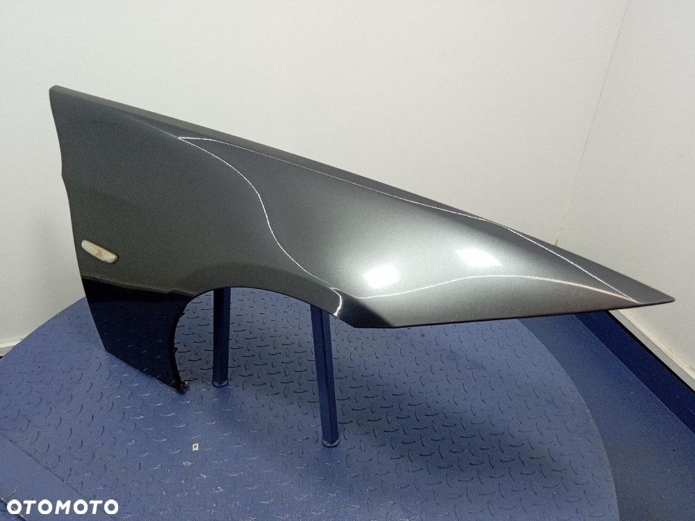 BMW 3 E90 E91 BŁOTNIK PRZÓD PRAWY A22 - 3