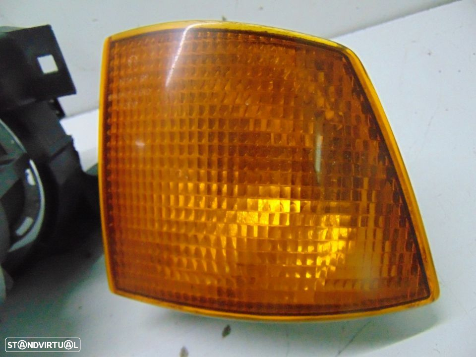 Bmw 735i e32 farois e varias peças - 7