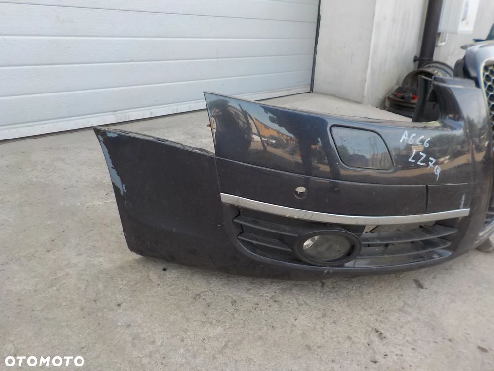 AUDI A6 C6 ZDERZAK PRZÓD SPRYSKI POD PDC LZ7Q - 2