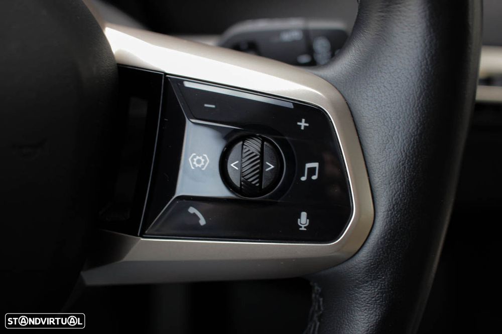 BMW iX xDrive40 - 24