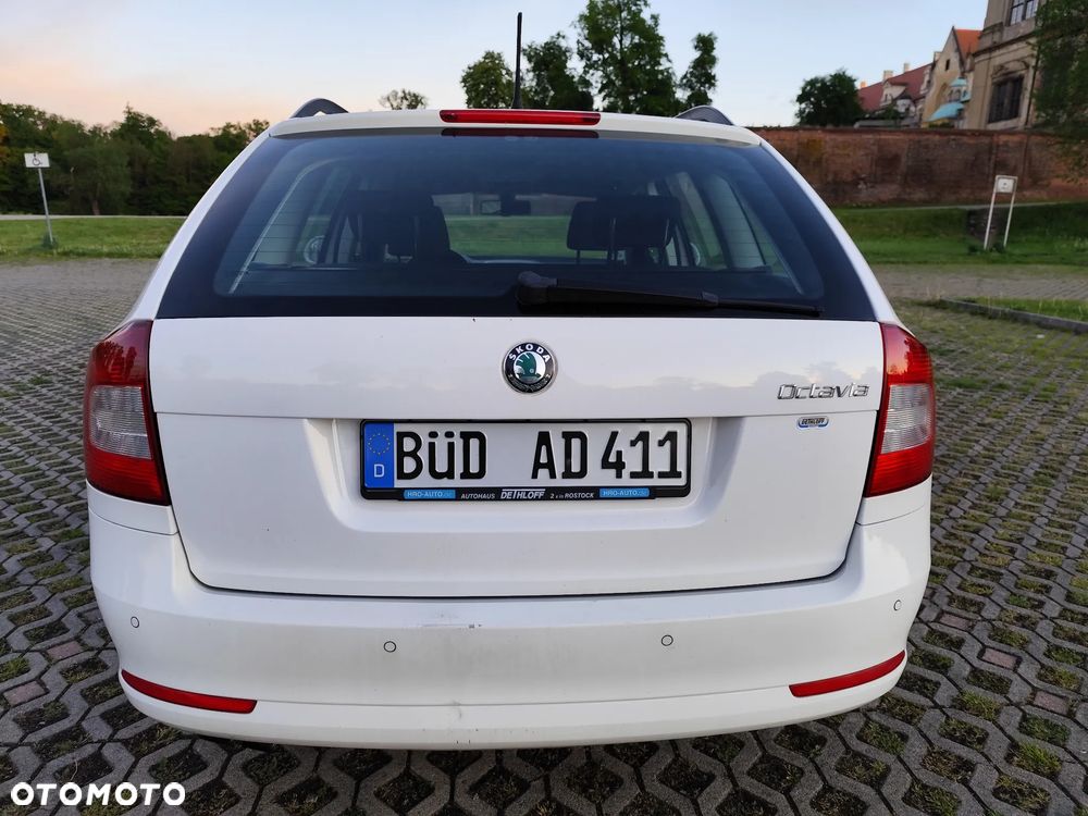 Skoda Octavia 1.4 TSI IMPULS EDITION - 5