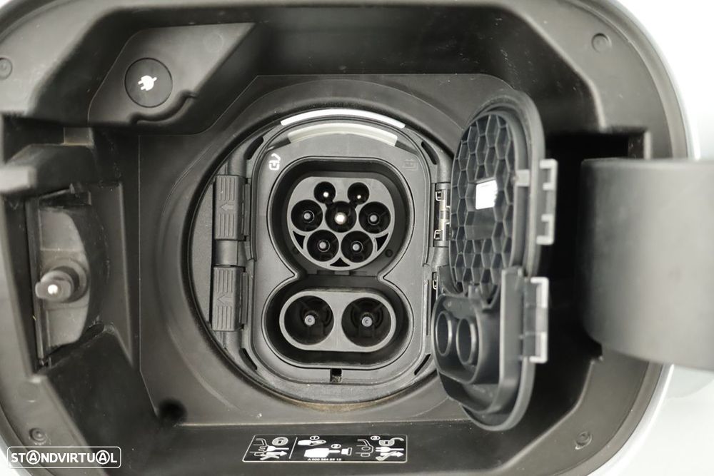 Mercedes-Benz EQA 250+ Progressive - 7