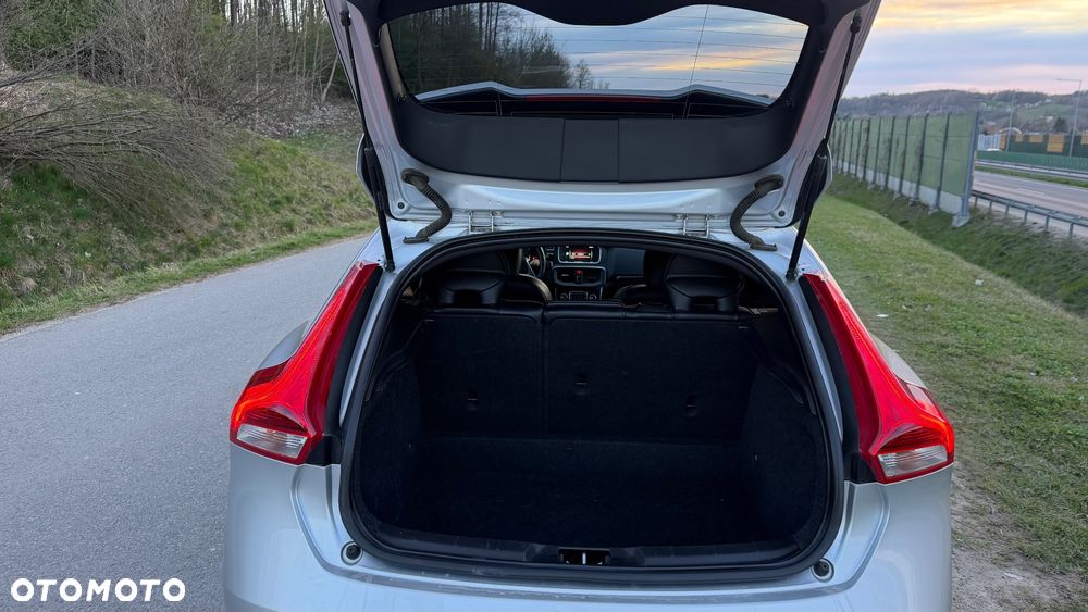 Volvo V40 D4 RDesign - 11