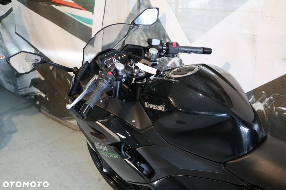Kawasaki Ninja - 8