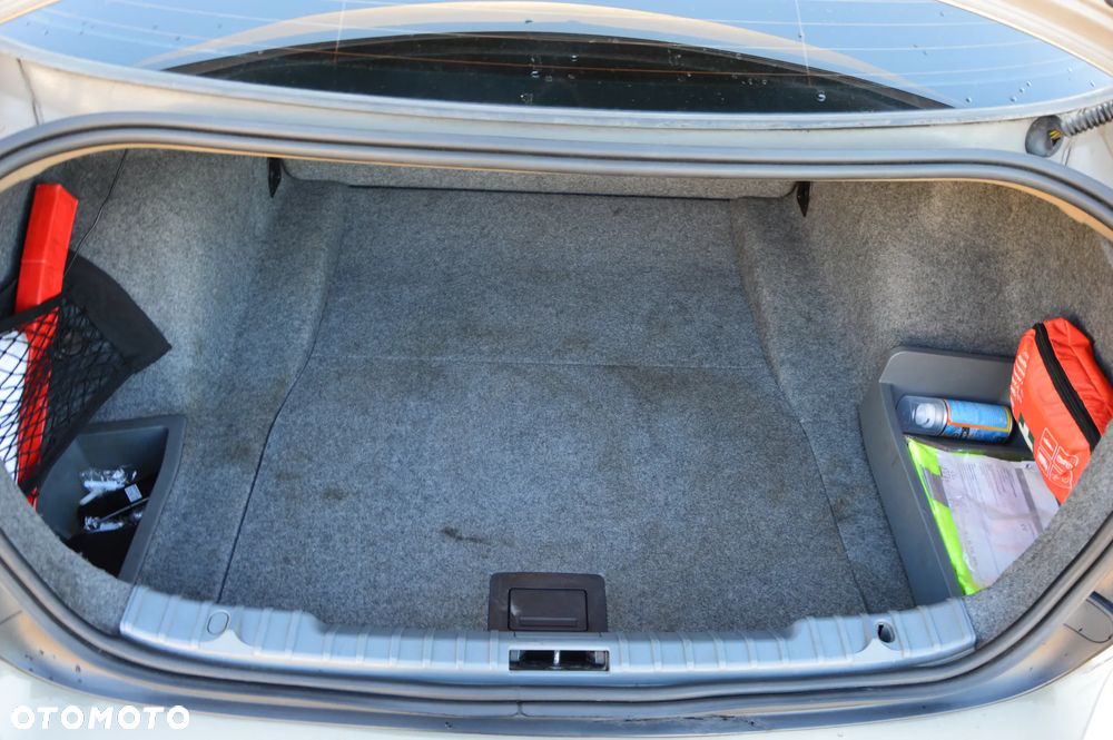 BMW Seria 3 318d - 30