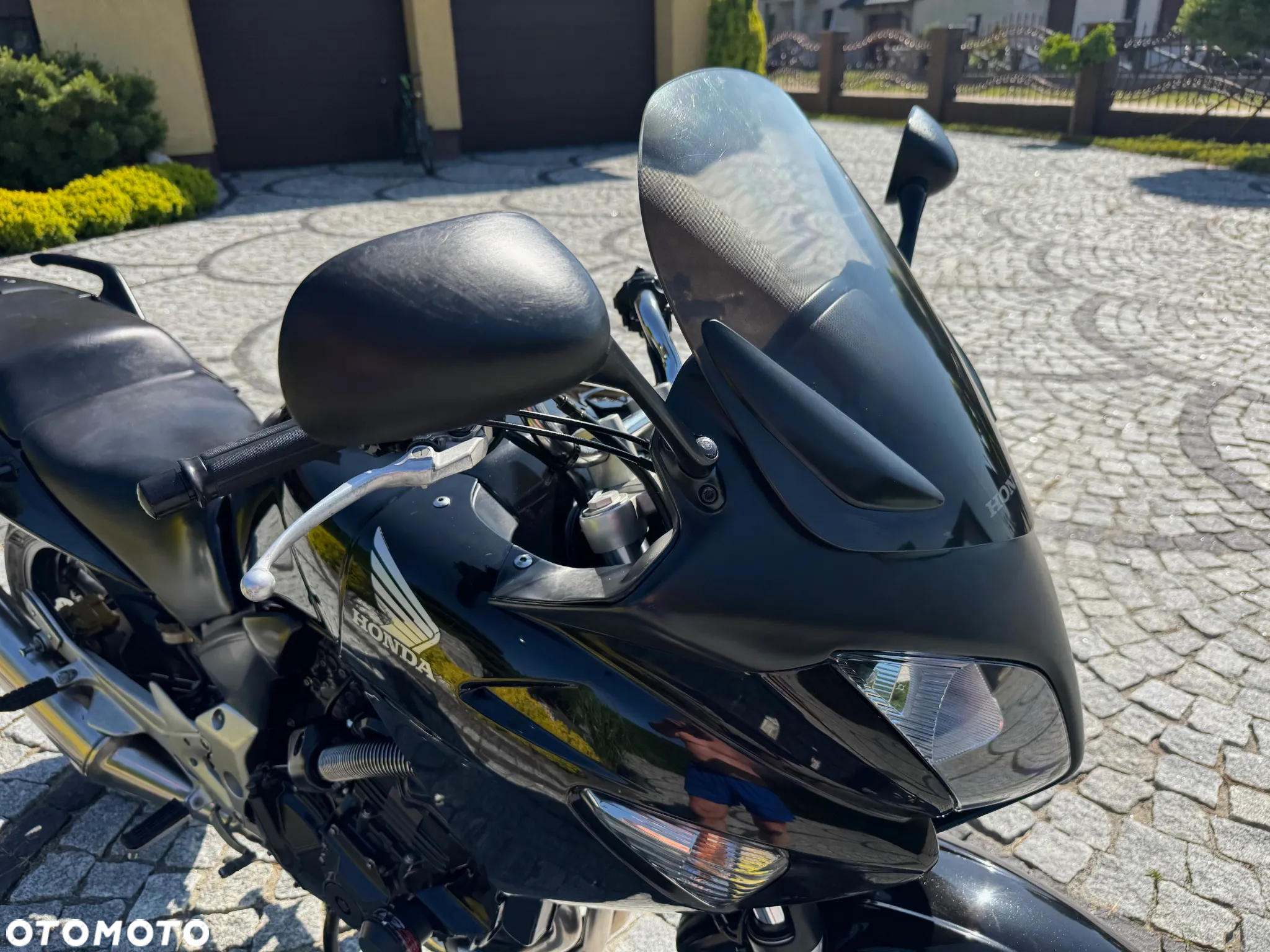 Honda CBF - 11