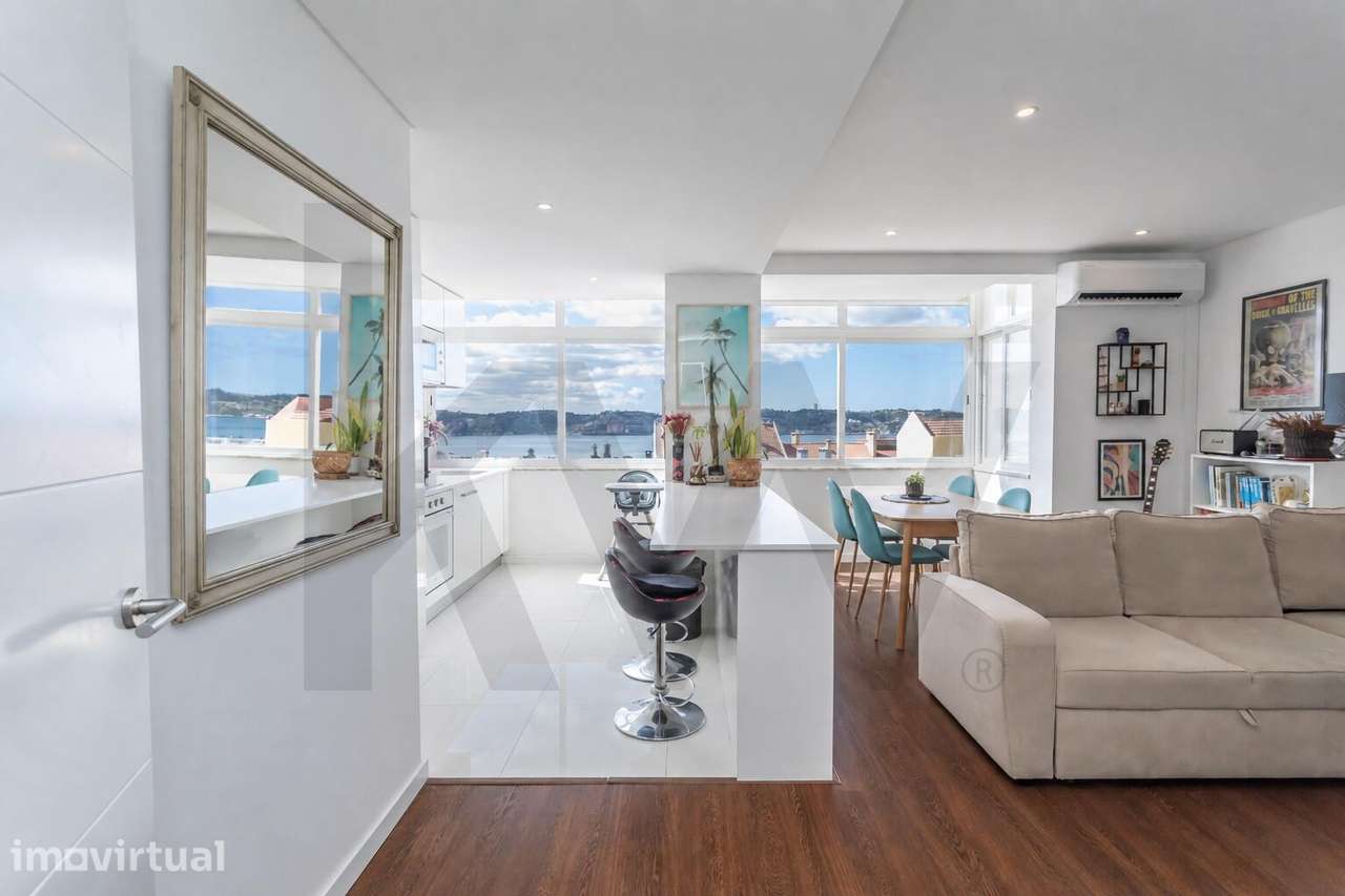 Apartamento T2 Renovado com Vista Rio | 74 m2 | Último Piso – Ajuda - Grande imagem: 5/26