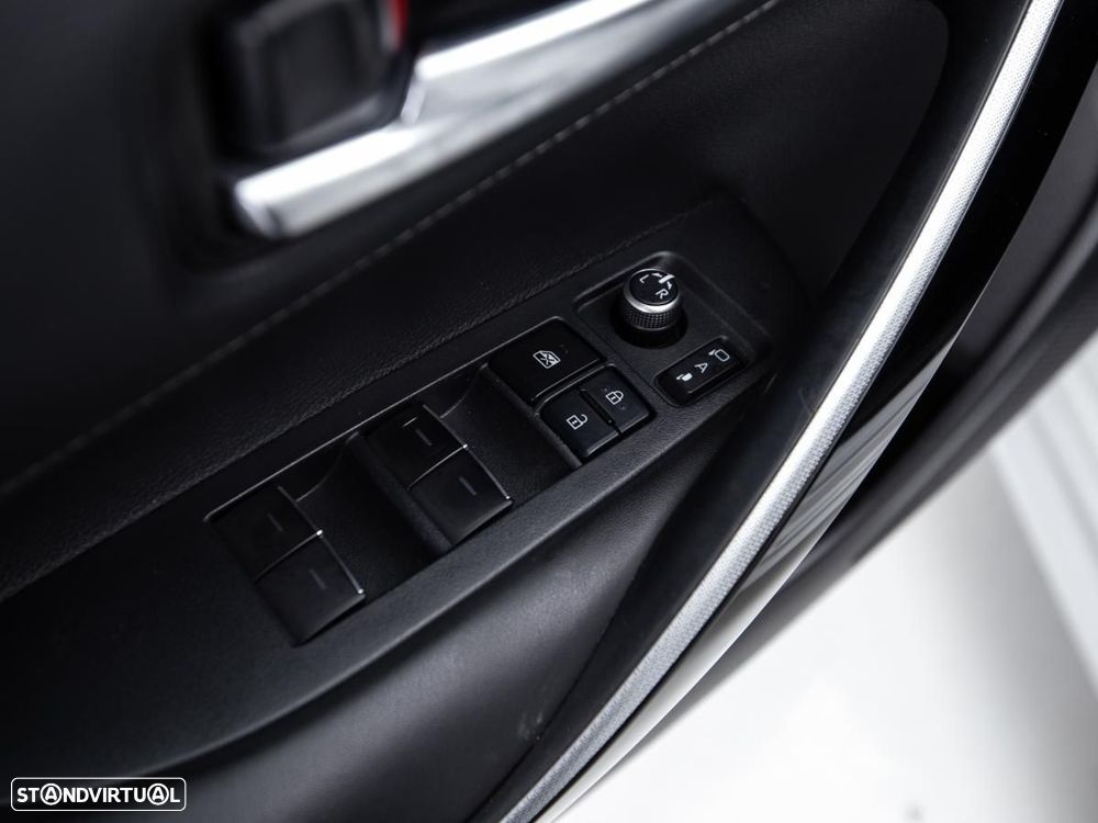Toyota Corolla 1.8 Hybrid Comfort — fotografia 12