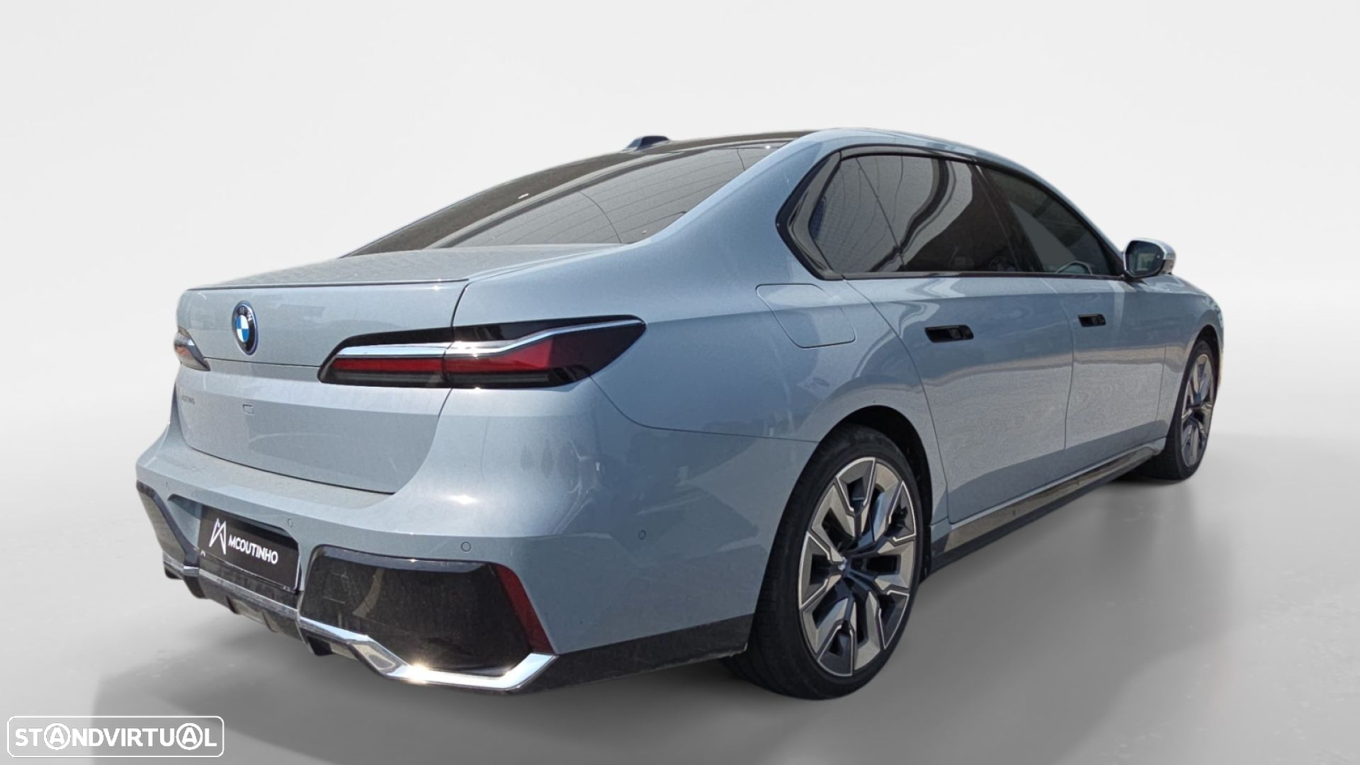 BMW i7 xDrive60 Pack Desportivo M - 4