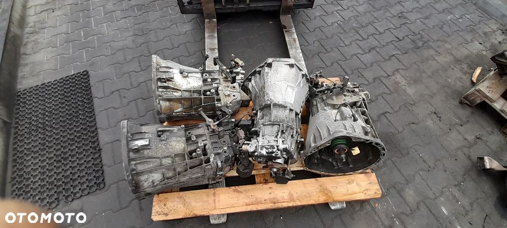 Skrzynia biegów Mercedes Sprinter 903 904 G32-5/5 4SZTUKI !! - 4