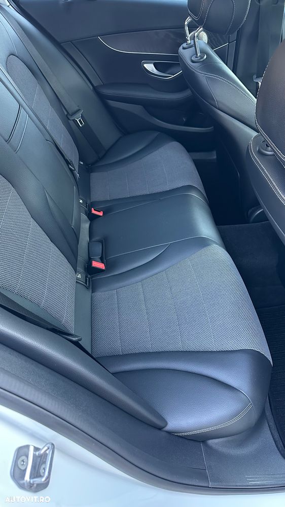 Mercedes-Benz C 220 d 4Matic T 9G-TRONIC Avantgarde - 10