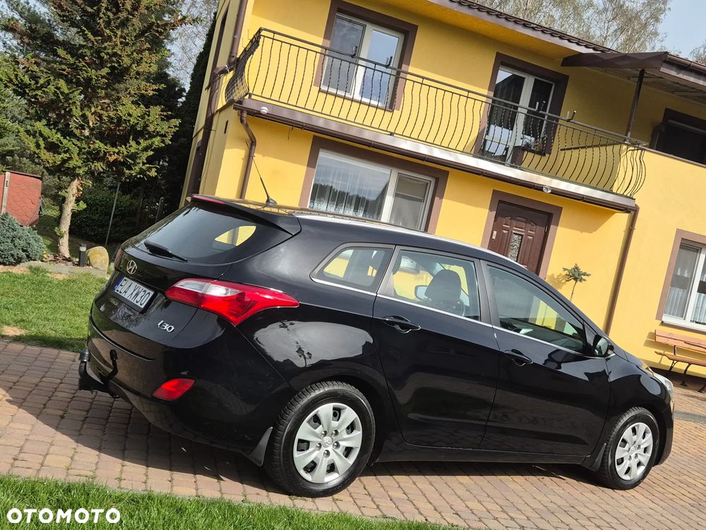 Hyundai i30 1.6 CRDi Premium - 4