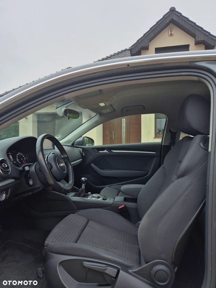 Audi A3 3-drzwiowe 1.6 TDI Ambition - 10