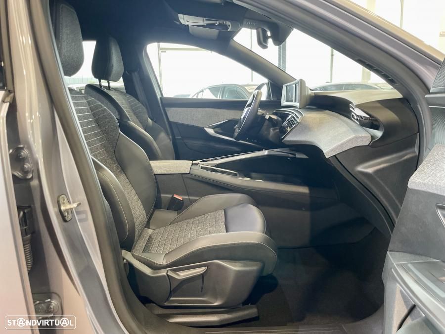 Peugeot 3008 1.2 Hybrid Allure e-DCS6 - 29