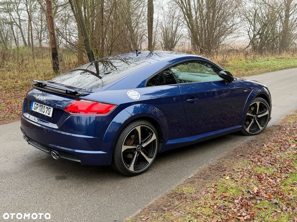 Audi TT Coupé - 17