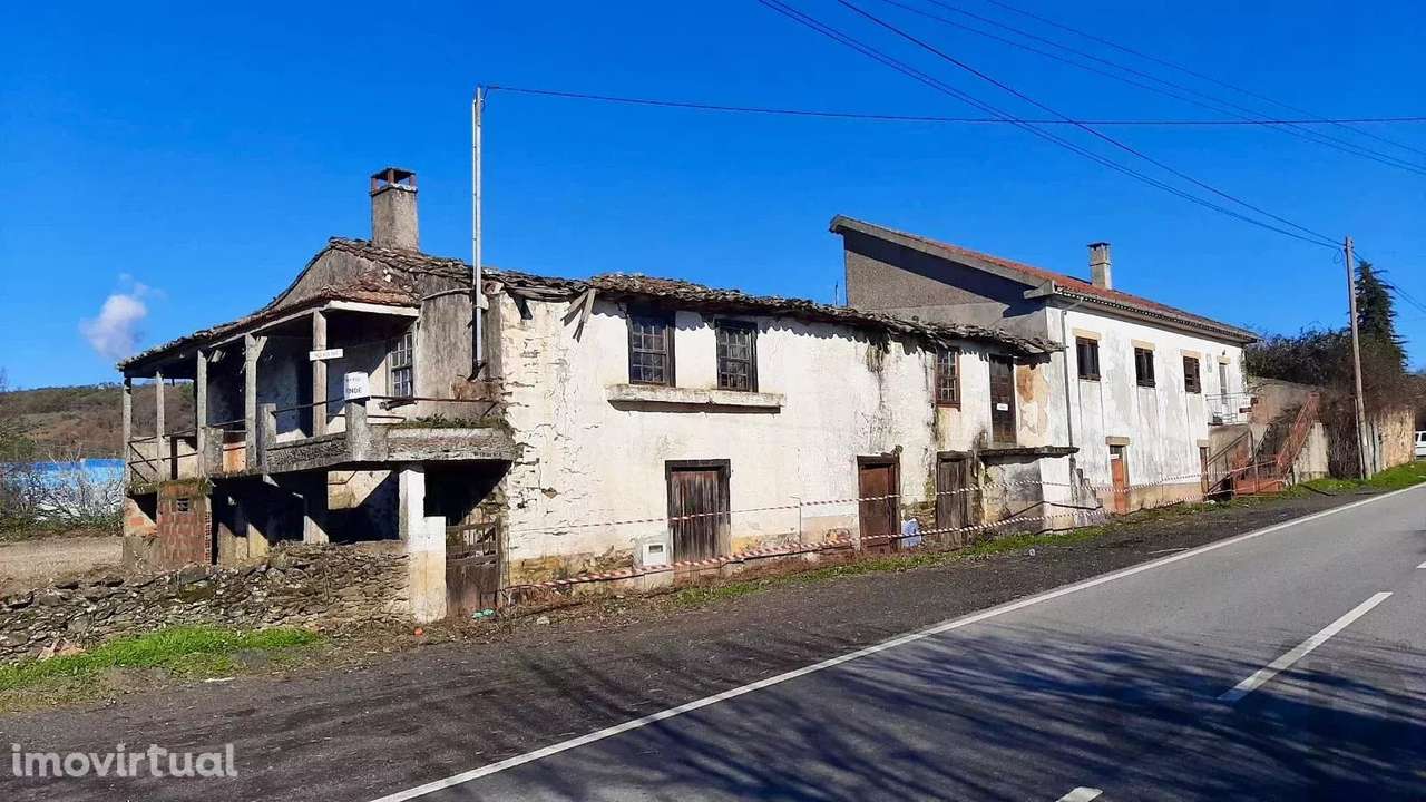 Quinta com Casa histórica T6 e 5.600 m² de Terreno – Ideal para Restau - Grande imagem: 4/27