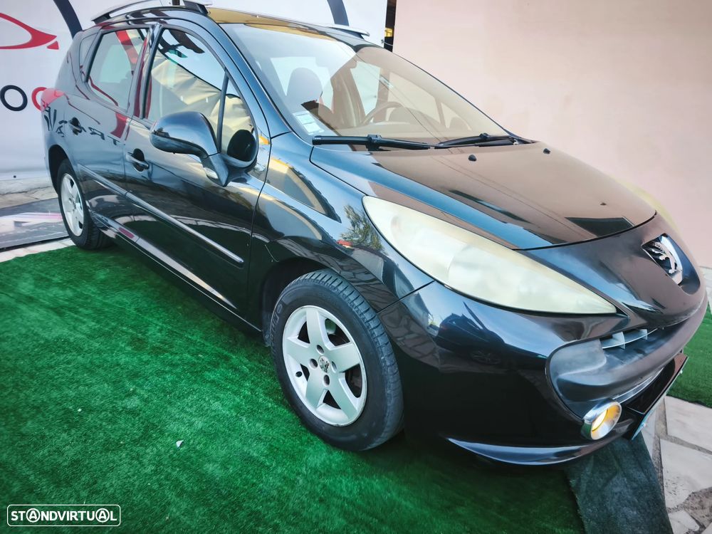 Peugeot 207 SW 1.4 Premium - 31