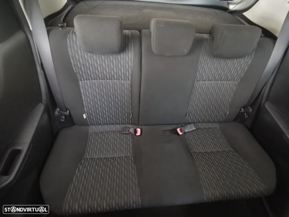 Toyota Yaris 1.0 VVT-i ACtive+AC - 18