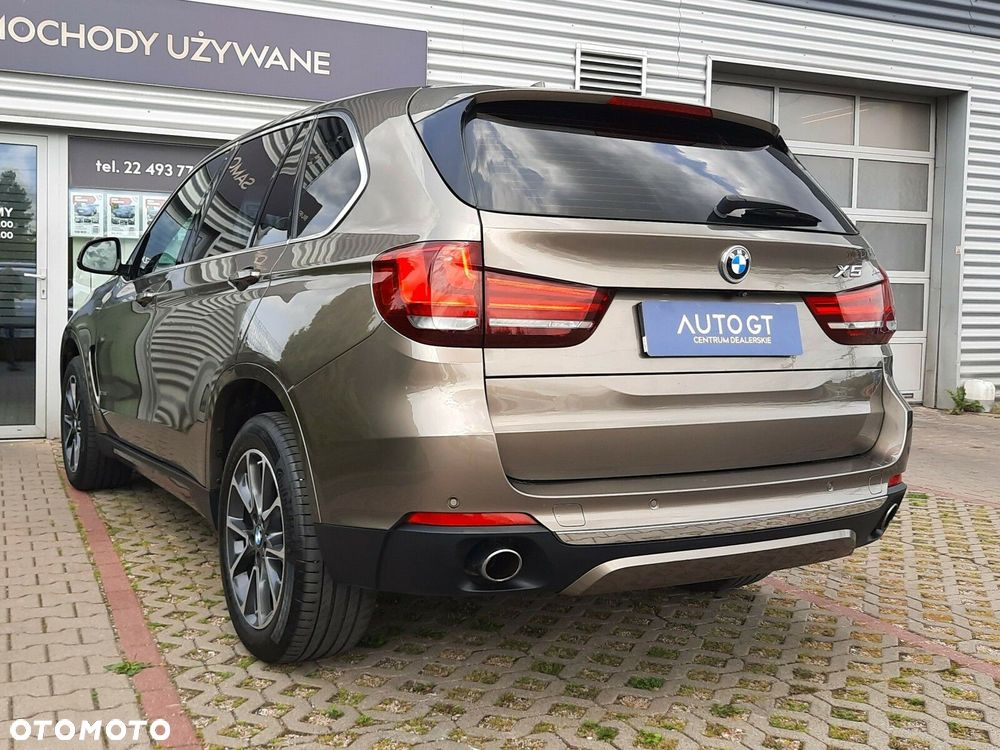 BMW X5 xDrive25d - 27