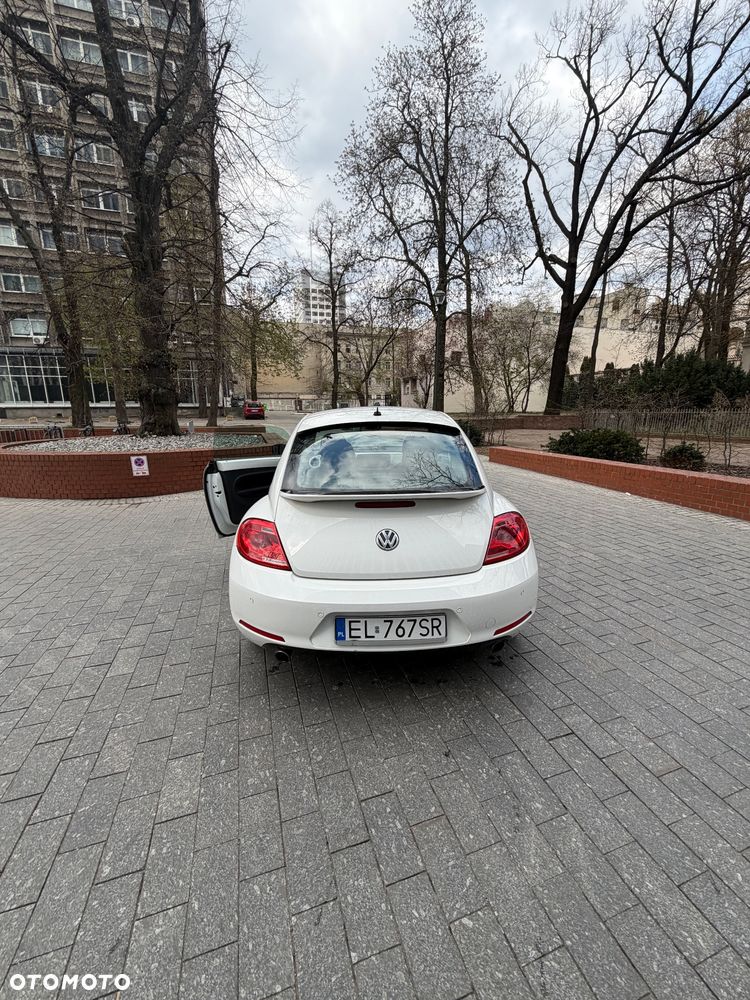Volkswagen Beetle 2.0 TSI DSG Exclusive Sport - 5