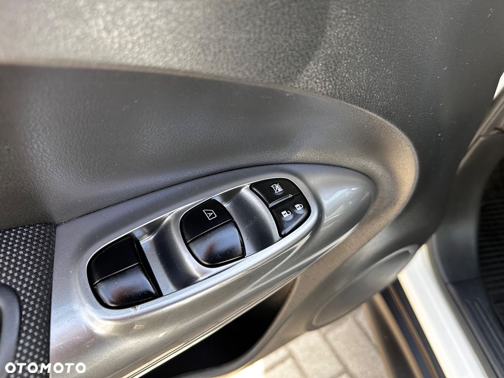 Nissan Juke 1.6 Acenta - 19