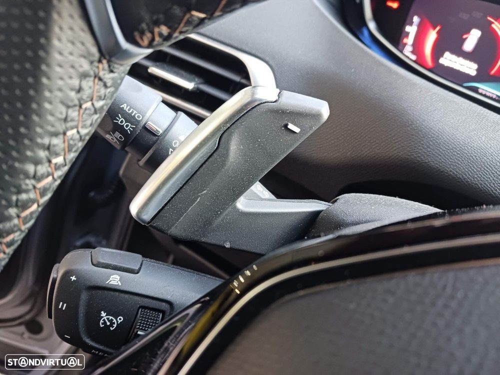 Peugeot 3008 1.6 Hybrid GT e-EAT8 - 25