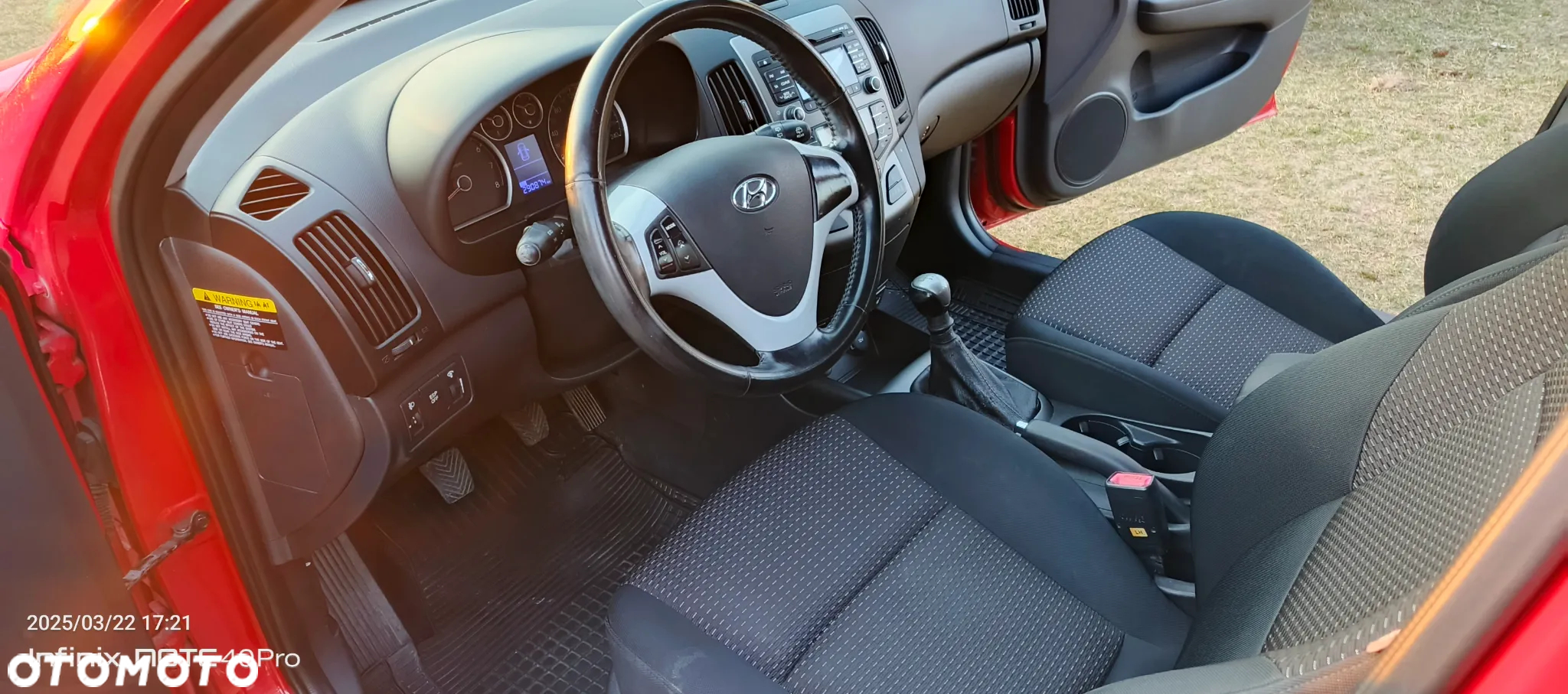 Hyundai i30 1.6 Premium - 11