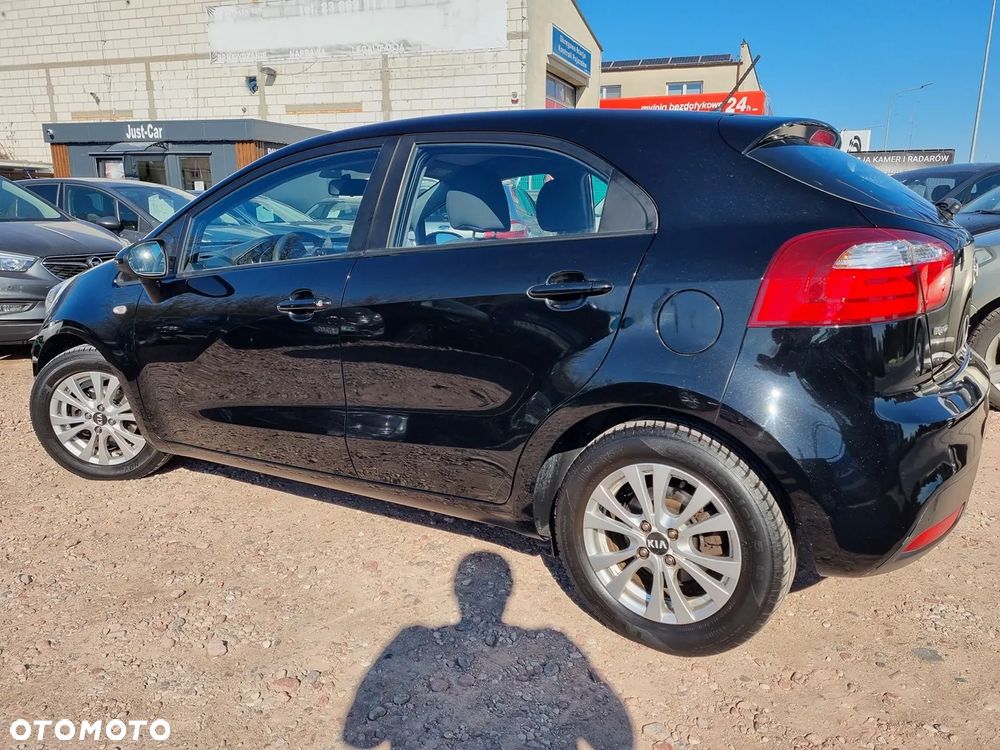 Kia Rio 1.2 Dream Team Edition - 9